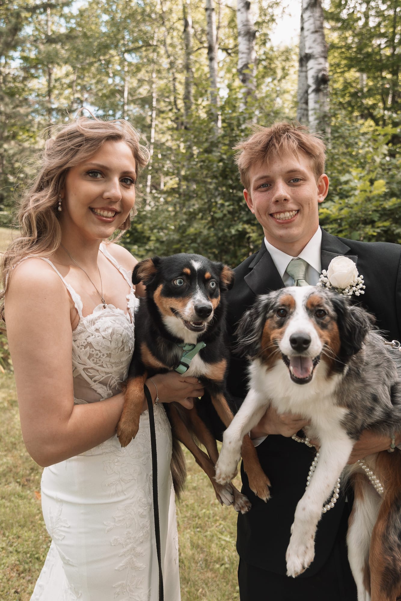 Duluth and Superior wedding photography by Little Juneberry Photography