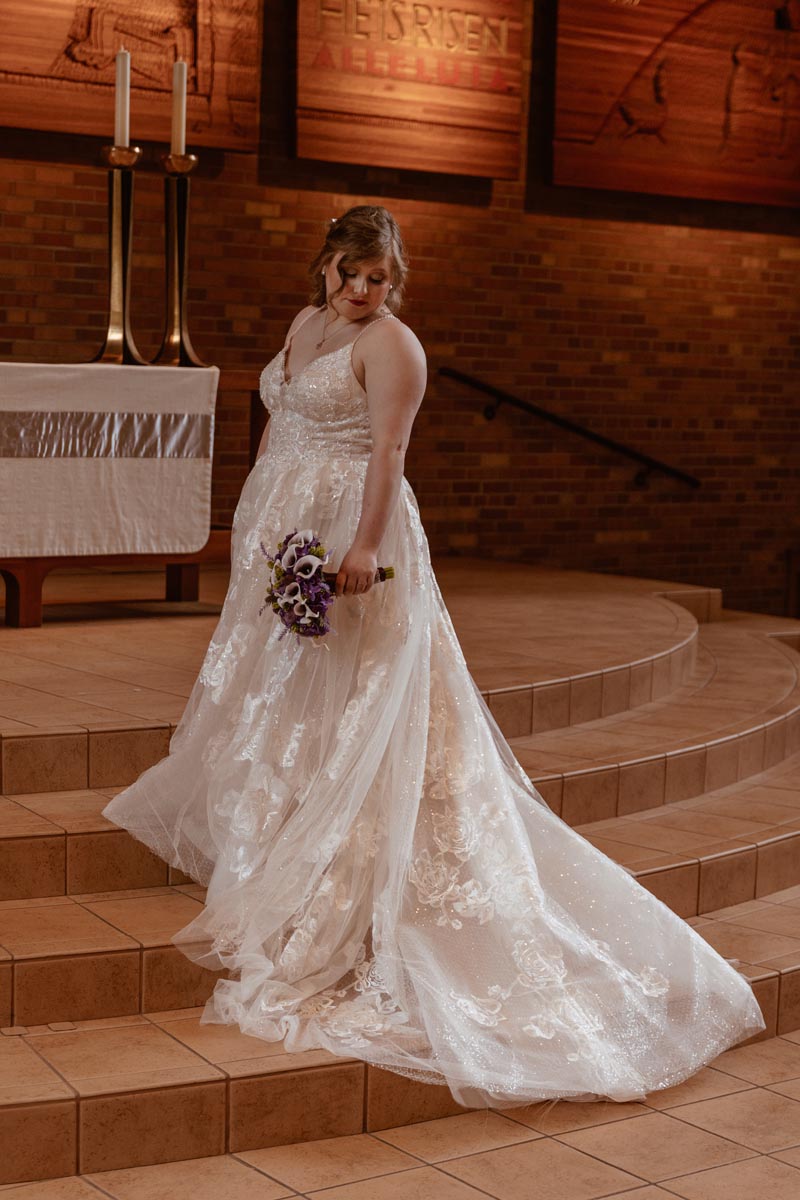 Minnesota and Wisconsin wedding photography by Little Juneberry Photography
