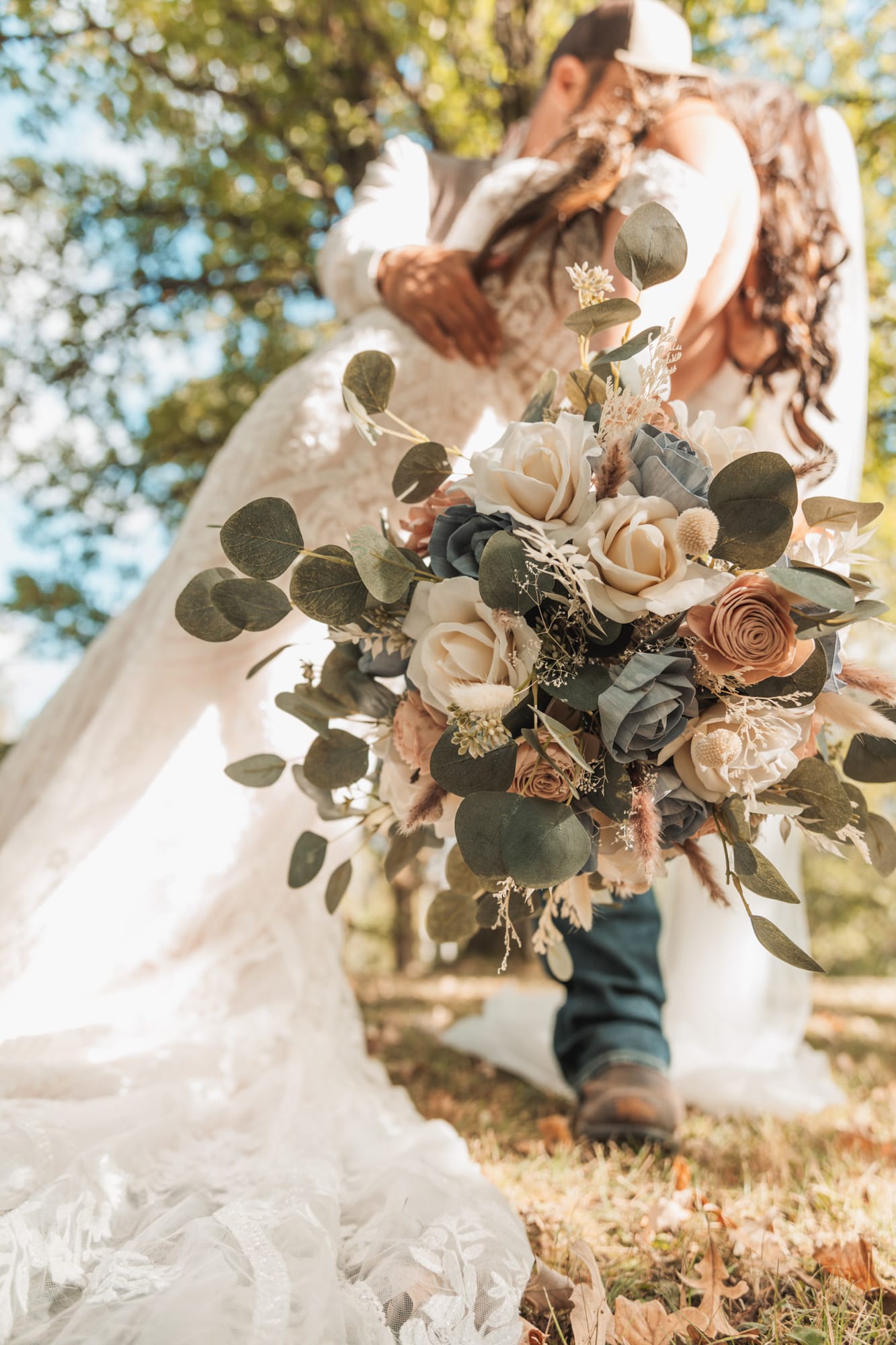 Minnesota and Wisconsin wedding photography by Little Juneberry Photography