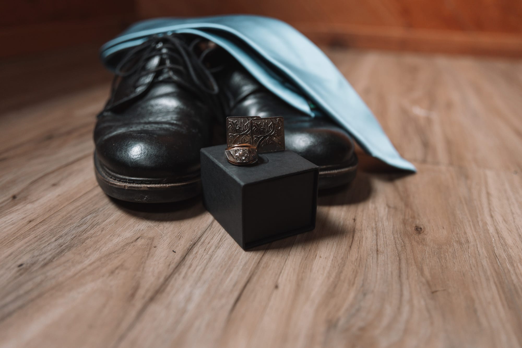 Wedding photography by Little Juneberry Photography in Duluth and Superior