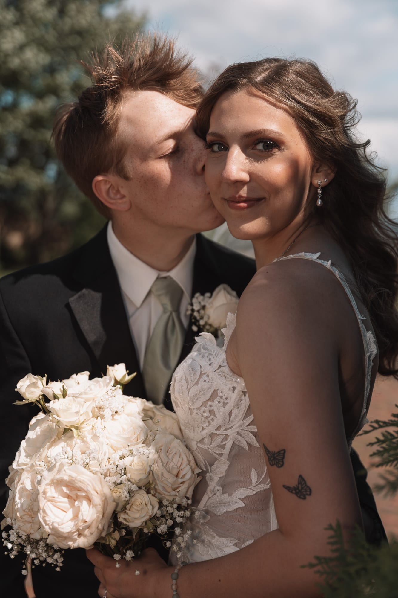 Duluth and Superior wedding photography by Little Juneberry Photography